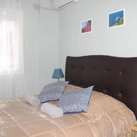 Elite House 1